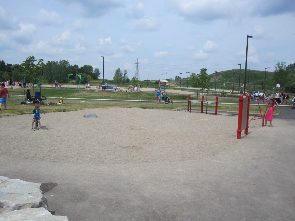 McLennan Park Kitchener, playground kitchener